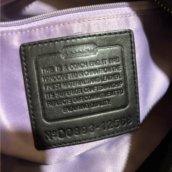 Coach CC signature print canvas Black and Tan crossbody Bag - Picture 6 of 6